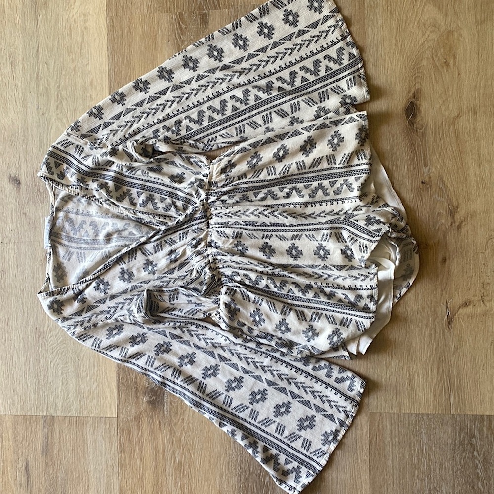 Must Bundle * Audrey 3+1 Romper Size Small